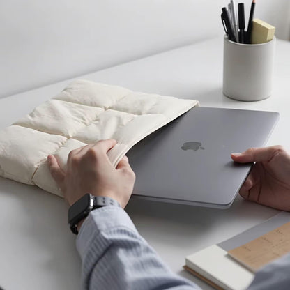 PufferMate™ – Premium Puffer Laptop Sleeve for Everyday Protection
